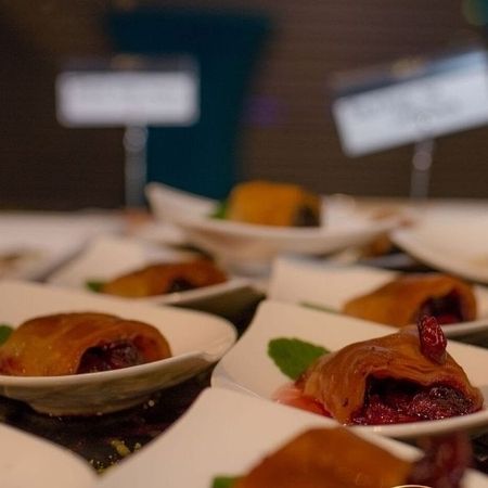 Dessertauswahl in einem Buffet