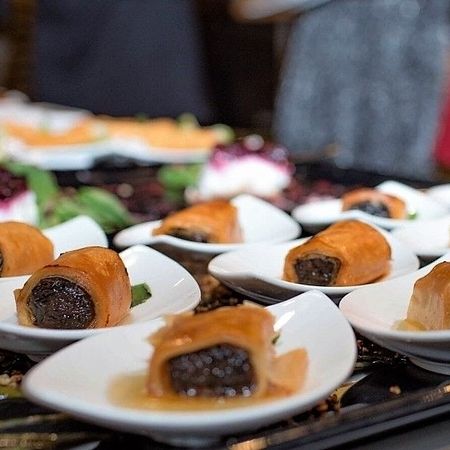 Dessertauswahl in einem Buffet